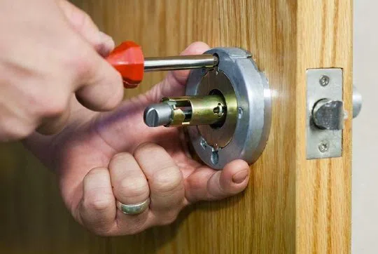 El Cajon Lock & Key El Cajon, CA 619-213-1458 - emergency-unlock-01